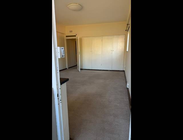 2 BEDROOM APARTMENT TO LET IN CYRILDENE